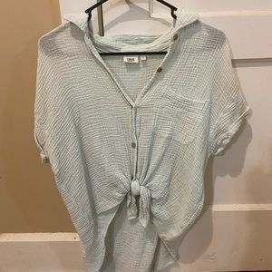 Light blue linen oversized shirt size XS but fits like a S/M